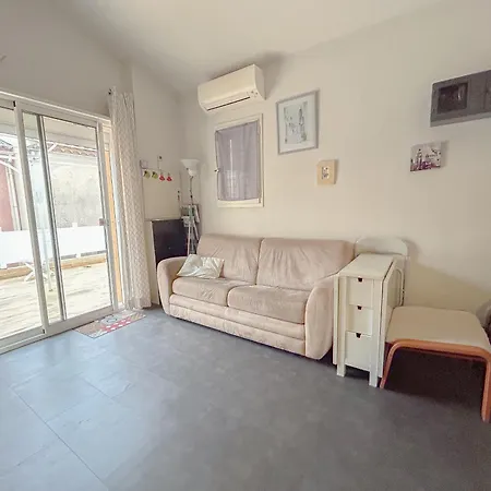 Charmante Maison, Terrasse,parking Domaine Du Pins, Piscine Holiday home *